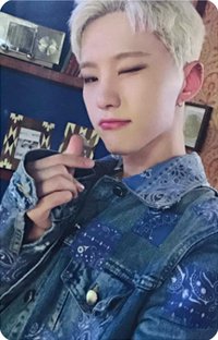 正四 yzy 預售 特典卡 