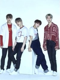 the SAEM 代言卡 Performance Team