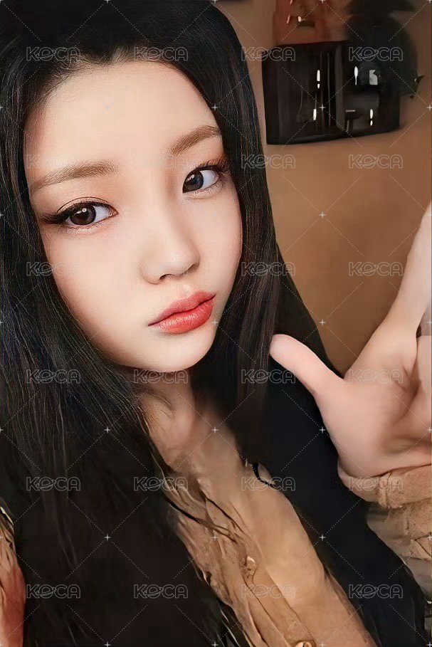 SUPER REAL ME mp 簽售卡  正面