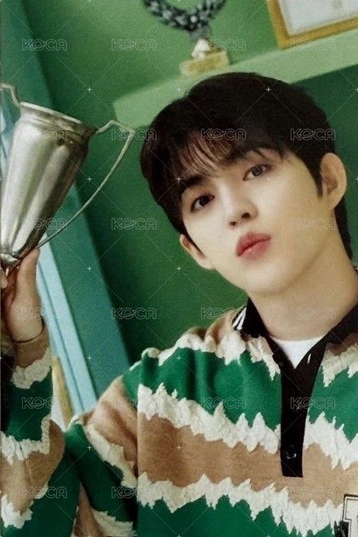 25‘克拉島 隨機卡  正面