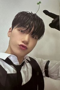 Outlaw 專輯卡 A ver. 1