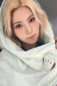 FORWARD jyp 幸運卡 LD 裴