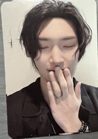 第一週卡包卡-掩嘴笑旼(需帶尚或鍾)