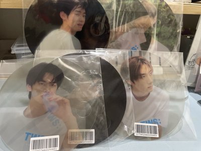 迷二 wvs預售特典 圓扇含小卡