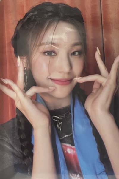 ITZY YEJI 專卡