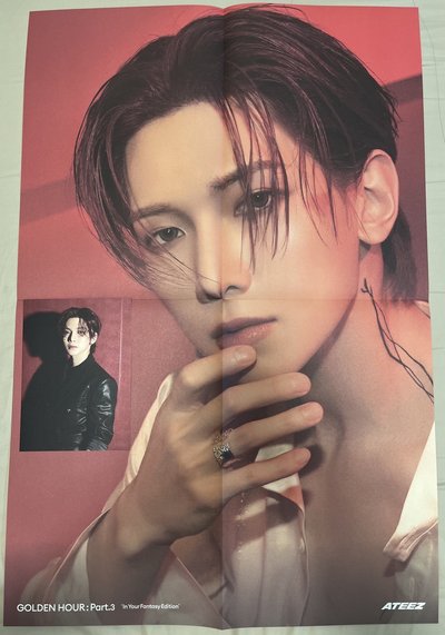 GOLDEN HOUR :  Part.3 In Your Fantasy 海報+明信片/歌詞本+CD+貼紙