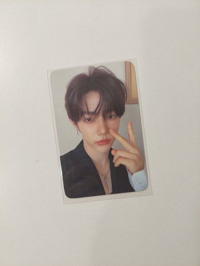 不知道擺什麼比個耶