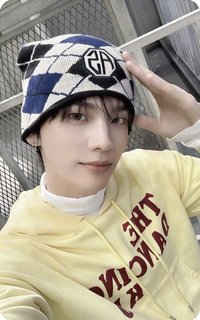 Play Hard 環球 PB 特典卡 