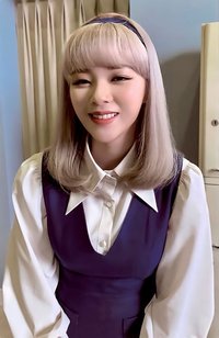 Eyes Wide Open 專輯卡 