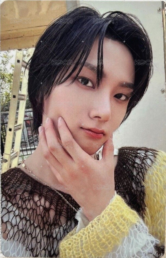 WHY.. 專輯卡 Dazed ver. 正面