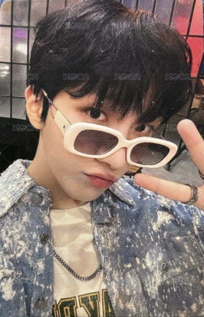 19.99 yzy 3.0 簽售卡  正面