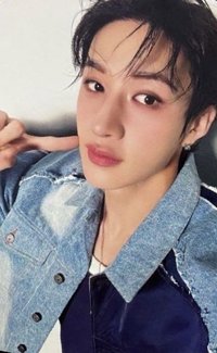 Hollow 專輯卡 通常盤