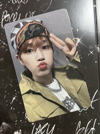 19.99 yzy4.0 簽售卡 哩嗚