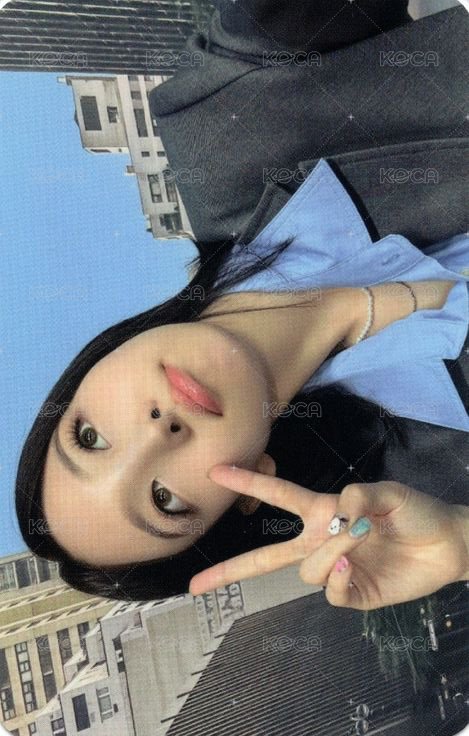 TWICE SEASON’S GREETINGS 2024 年曆卡  正面