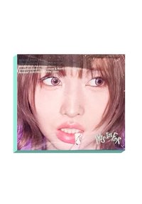 正規四 專輯 DIGIPACK ver. MOMO