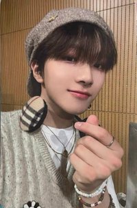 WHO! yzy 2.0 幸運卡 6