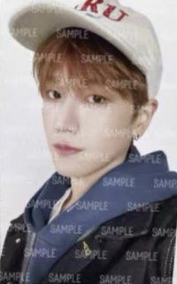 Knock On 巡迴 周邊卡 外套卡 2