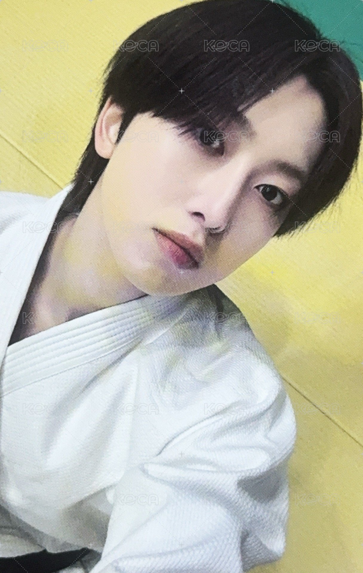 Go in Blind (月狼) yzy 2.0 簽售卡  正面