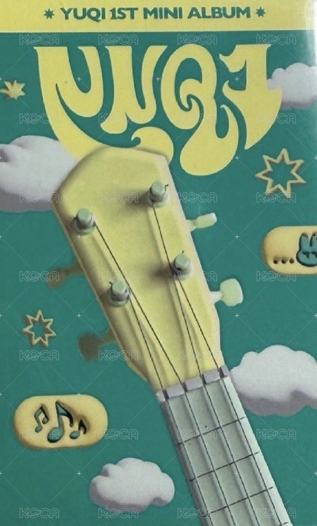 YUQ1 專輯卡 YUQI 特別版專卡-琦 背面
