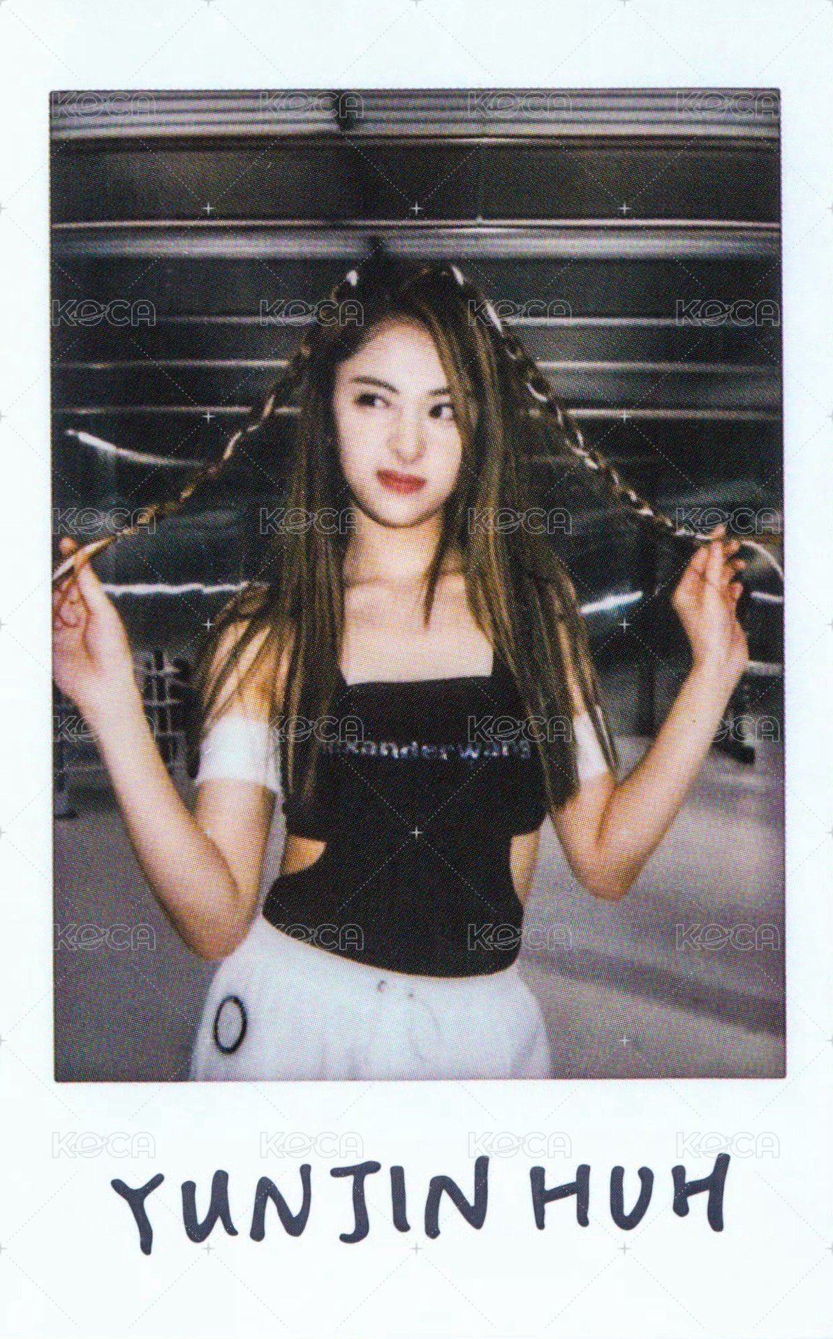 FEARLESS 周邊卡 出道官周貼紙 正面