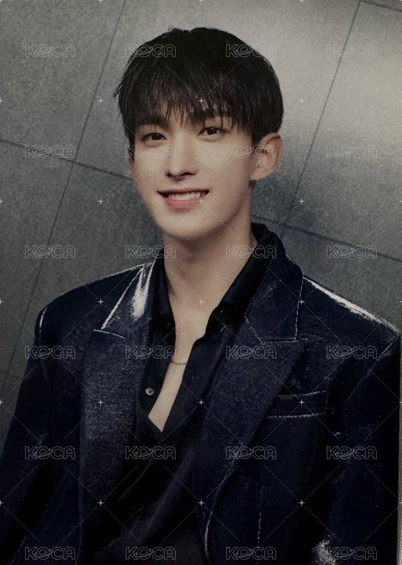 RIGHT HERE 周邊卡 日巡外套卡 正面