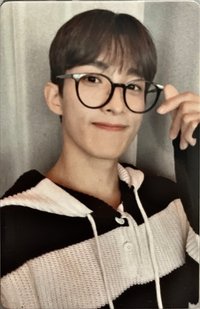 MINI9 yzy H 簽售卡 