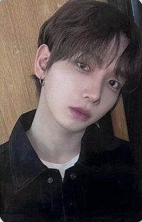 HOW? hello82 la 1.0 簽售卡 3