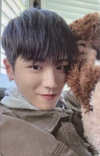 WHO! yzy 1.0 特典卡 