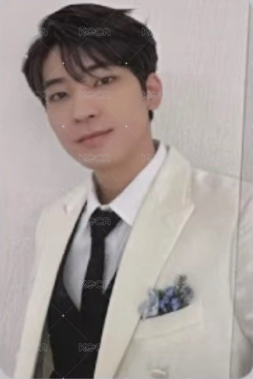 MINI10 專輯卡 CARAT ver. 正面