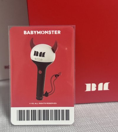 BABYMONSTER官方手燈(含角線下手燈卡）