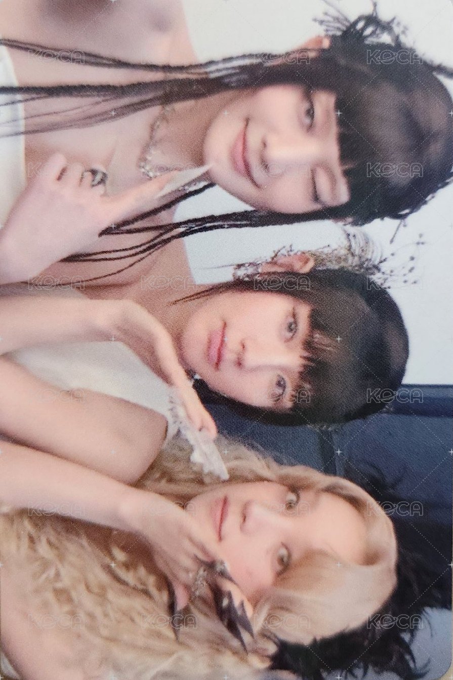 We are 隨機卡 麵妮琦三人卡 正面