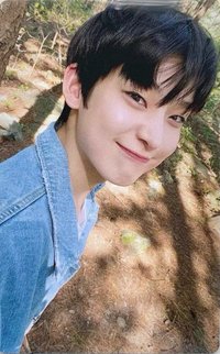 迷一 wvs 特典卡 出道草地禹