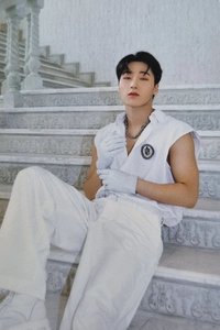 OUTLAW 專輯卡 Platform ver. Image