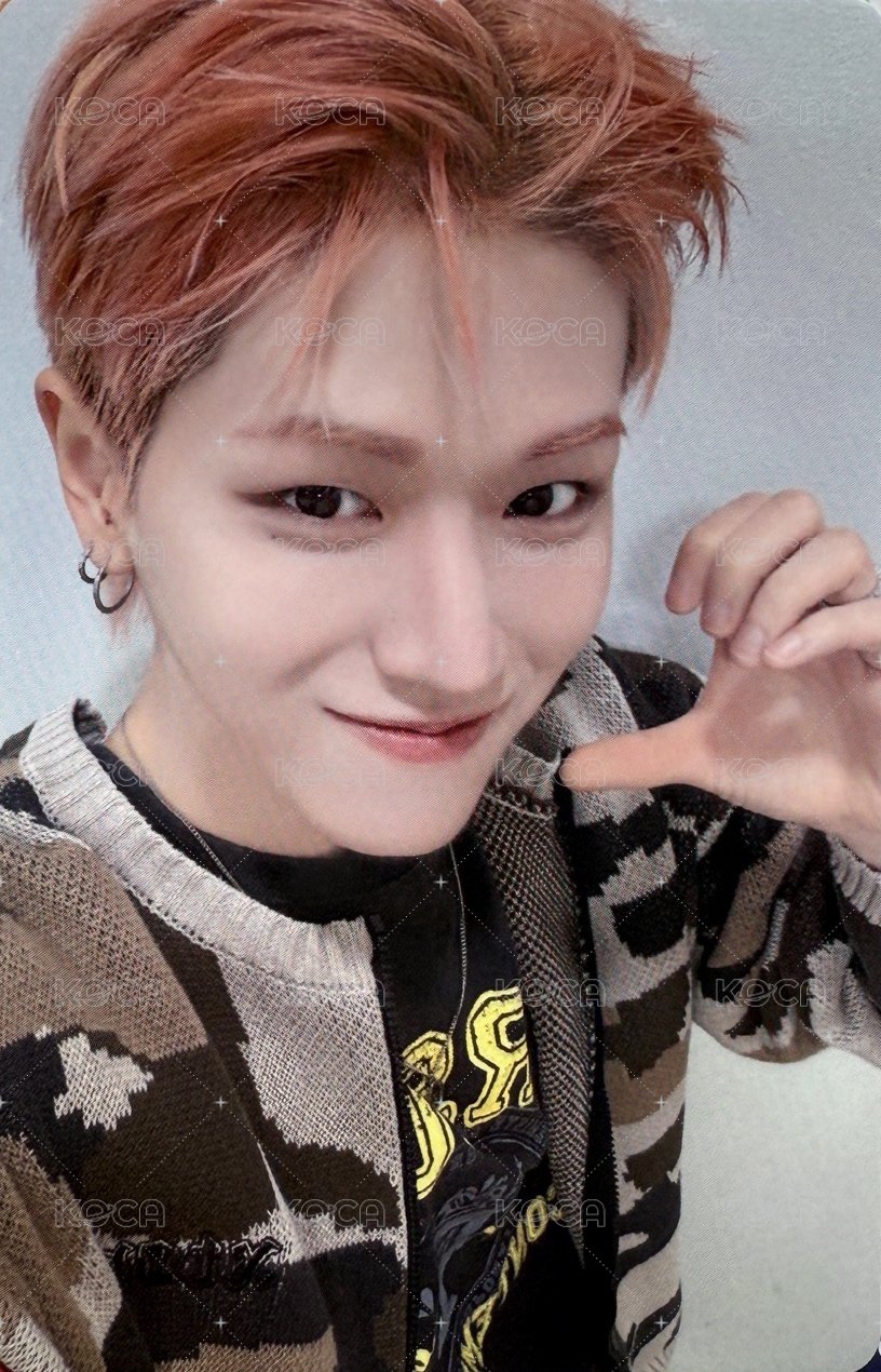 HOW? yzy 1.0 簽售卡 2 正面