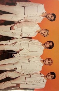 BE THE SUN 隨機卡 