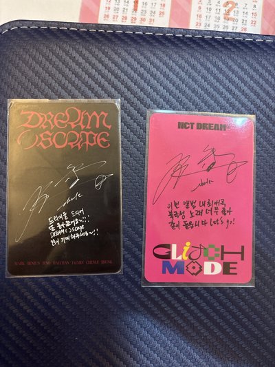 鍾辰樂自拍小卡兩張一起售