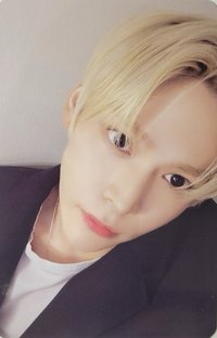 2024 FC 隨機卡 RIIZE Ver. 自拍