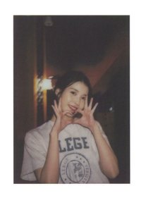 草莓月亮 周邊卡 拍立得