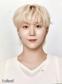 代言 代言卡 Forest證件照