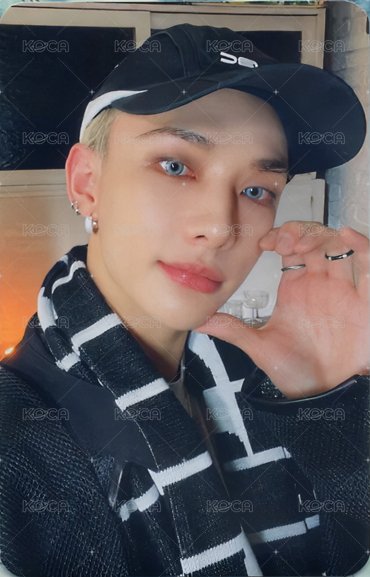 KARMA 全通路 特典卡 SKZOO ver 正面