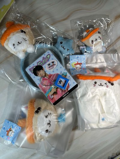 奶茶貓盤（娃+手燈套+手燈娃+髮箍+鑰匙圈）