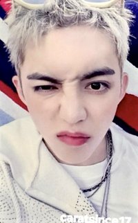 HYPE VIBES wm 幸運卡 