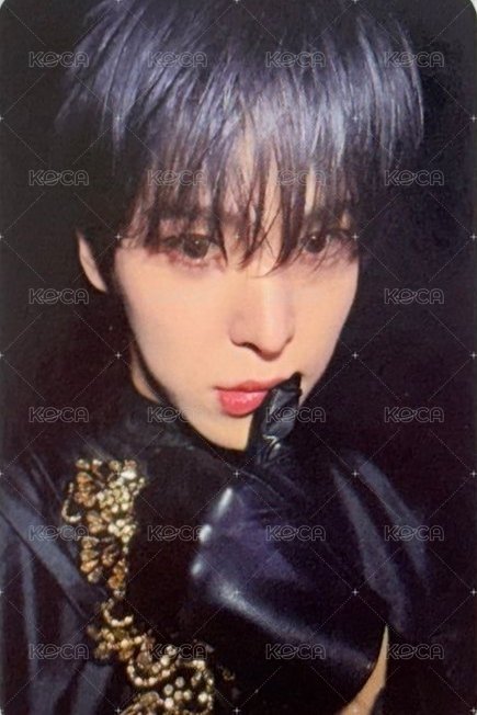 GOLDEN HOUR :  Part.3 In Your Fantasy ms Limited 特典卡 Lips ver. 正面