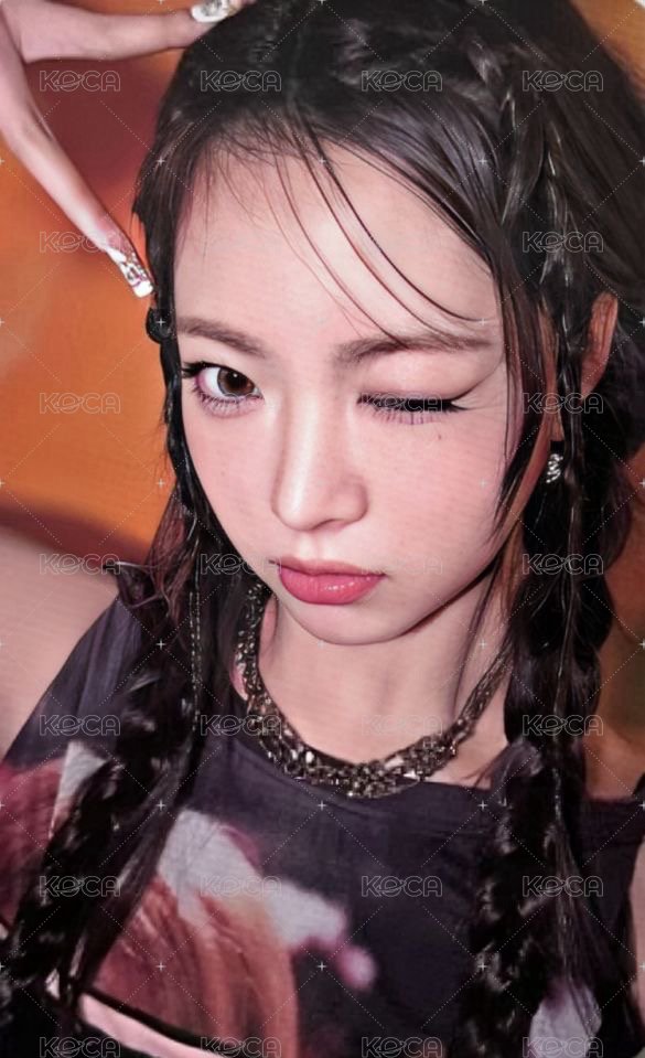 DIFFERENT 日咖 4.0 幸運卡  正面