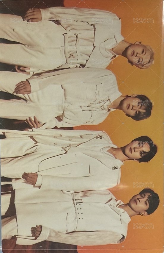 BE THE SUN 隨機卡  正面