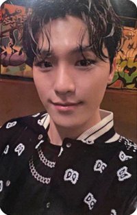 正四 yzy B 簽售卡 