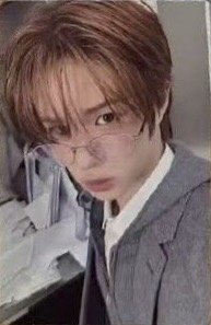 Play Hard Kpop Nara 特典卡 