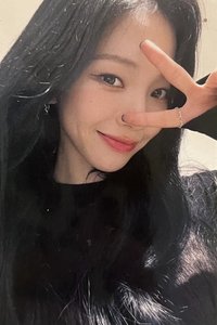 MY WORLD yzy 簽售卡 一直娛簽售1.0柚