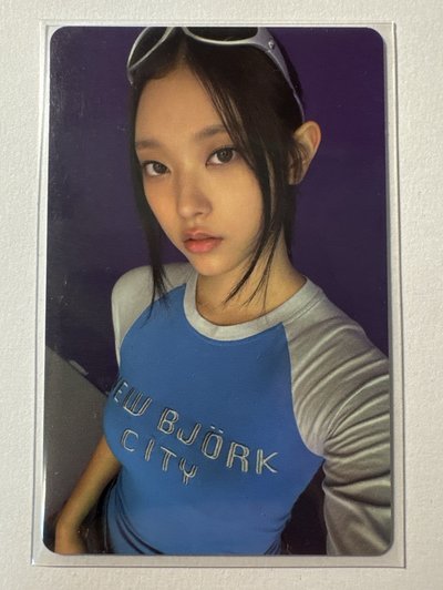 NewJeans Haerin 快閃店卡包小卡