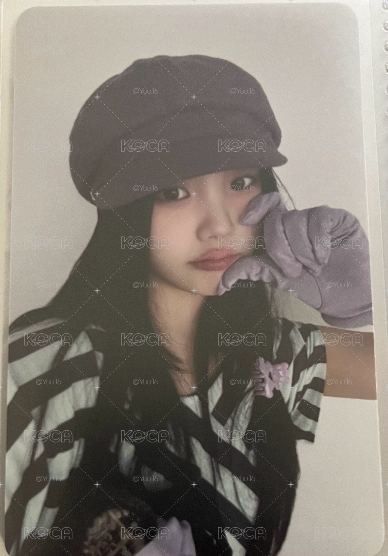 ILLIT小卡